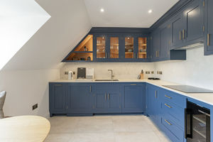 Photo 9- click for photo gallery